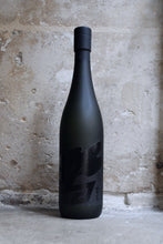 Charger l'image dans la galerie, Kagatobi Yamahai Junmai Daiginjo Ikazuchi - 加賀鳶 山廃純米大吟醸 いかづち 0,72L