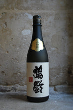 Charger l'image dans la galerie, Kakurei Junmai Daiginjo Yamadanishiki 37% Seimai - 鶴齢 純米大吟醸 山田錦37%精米 0,72L